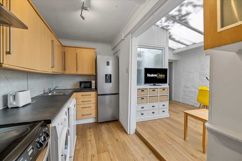 Click the photo for more details of Oxford Place, Plymouth