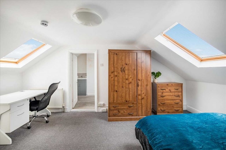 Click the photo for more details of North Road East, Plymouth